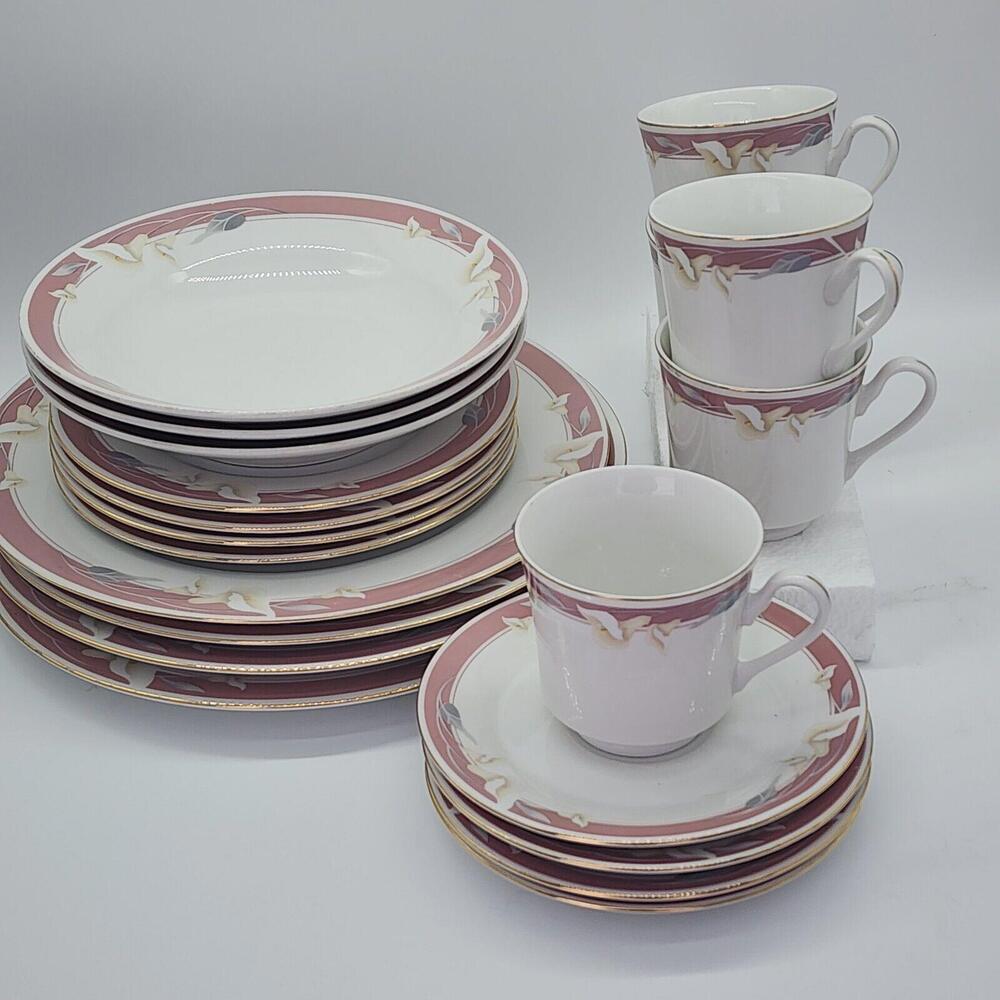 Majesty Taupe Fantasy #8394 Dinnerware Set 20-Pc